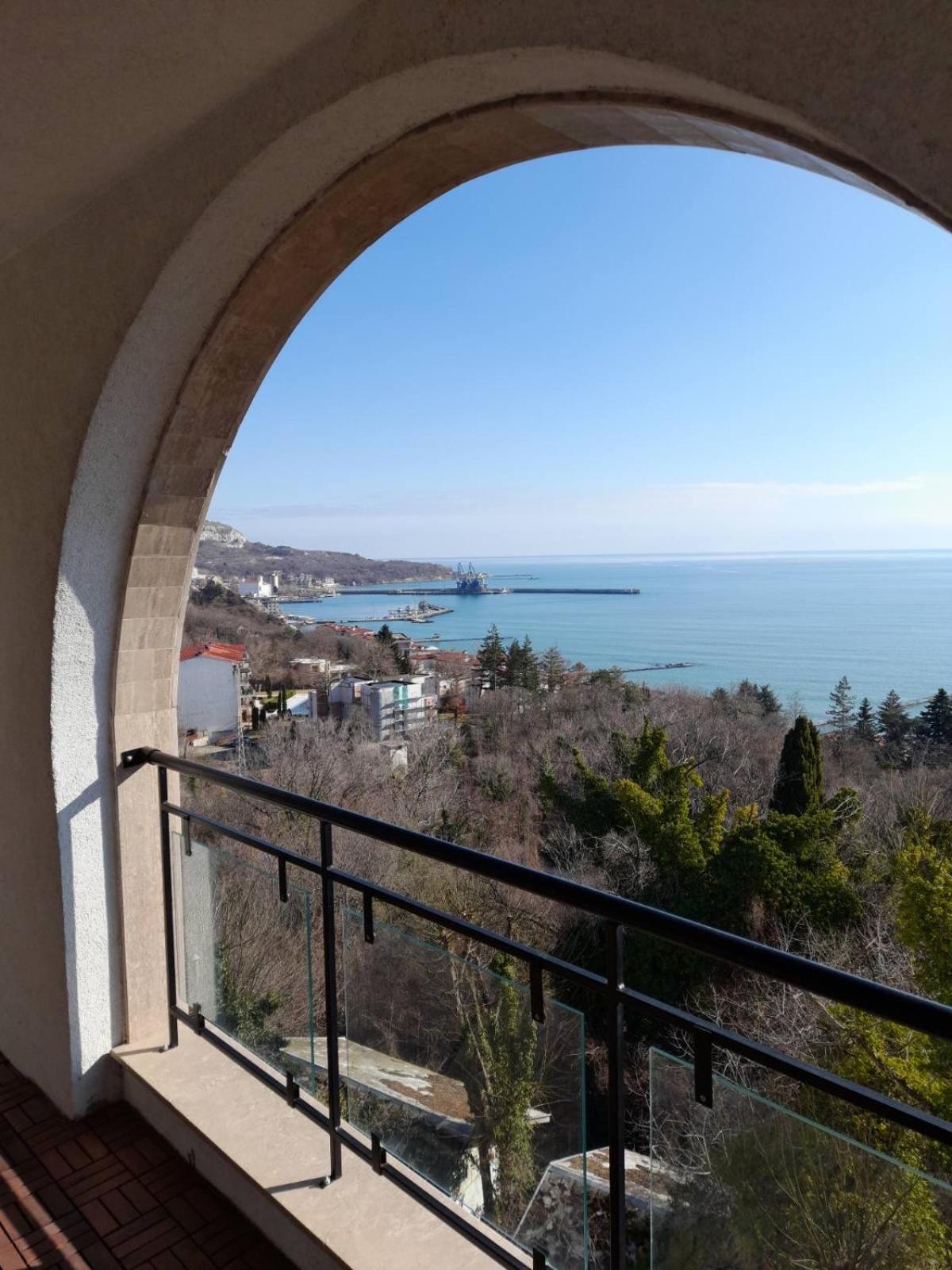 Queen'S Palace Balchik Apartment Eksteriør billede