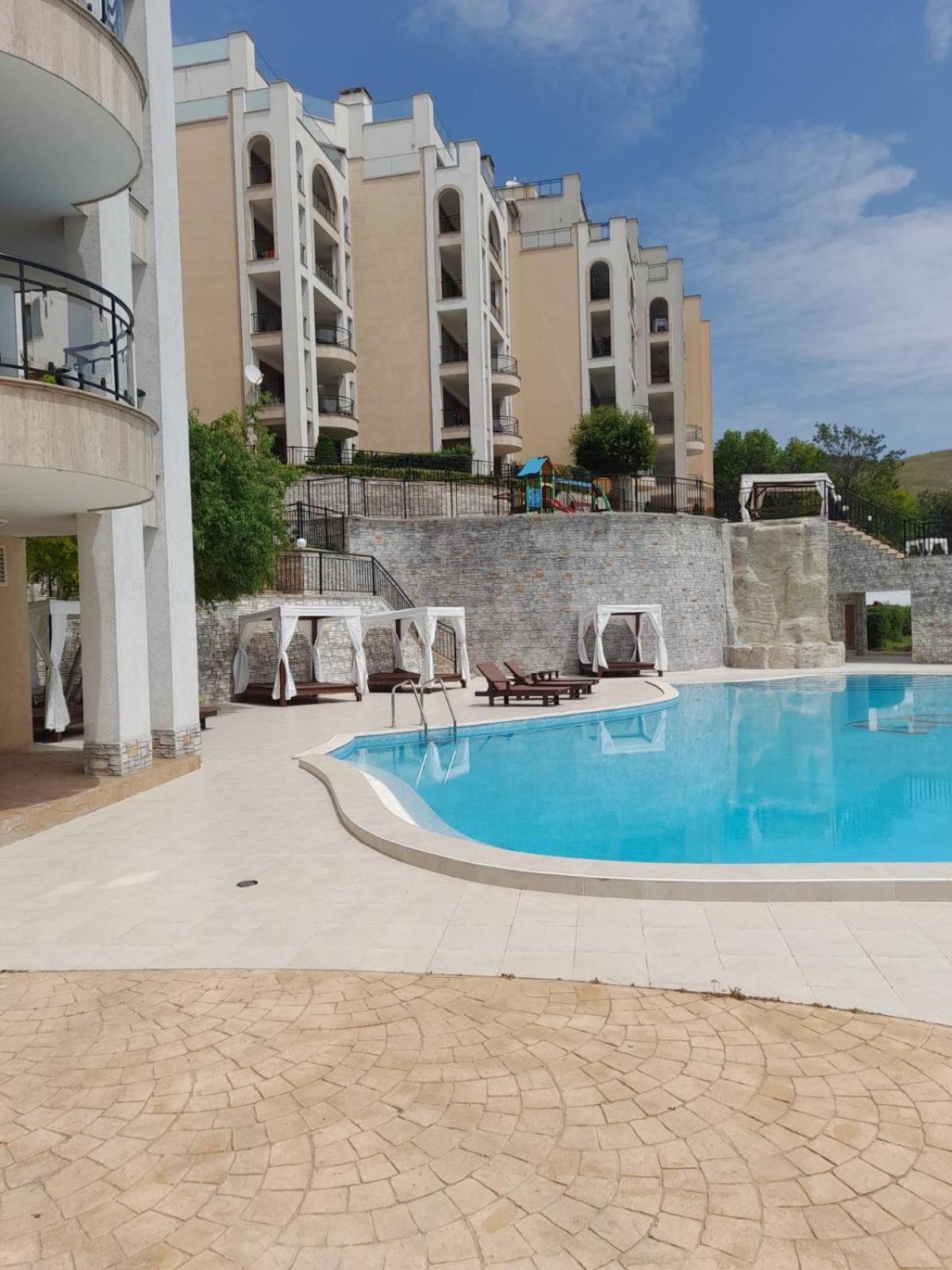 Queen'S Palace Balchik Apartment Eksteriør billede
